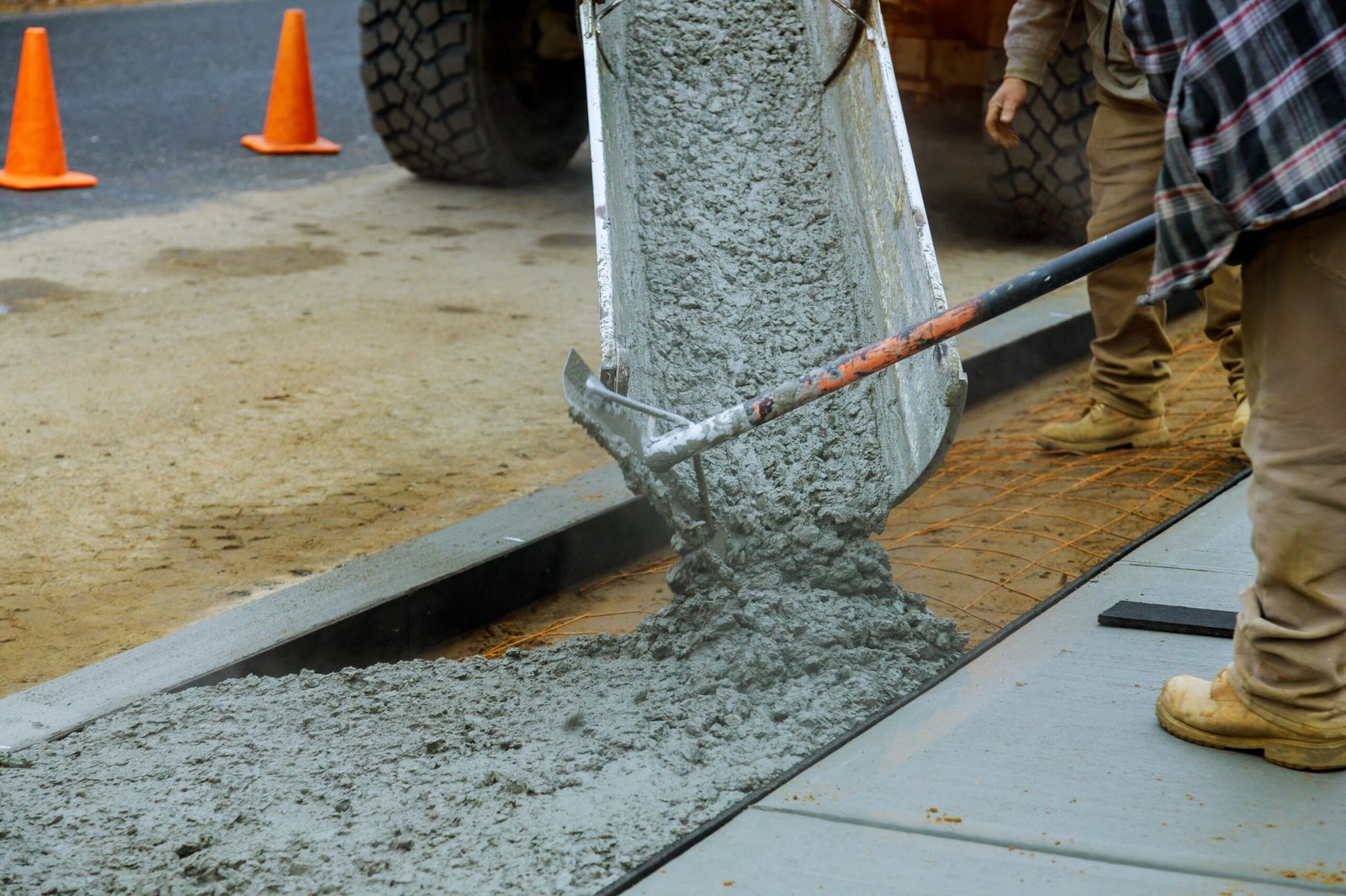 High-performance concrete application in modern construction projects